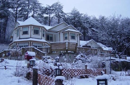 Fermata Pension Pyeongchang Exterior photo